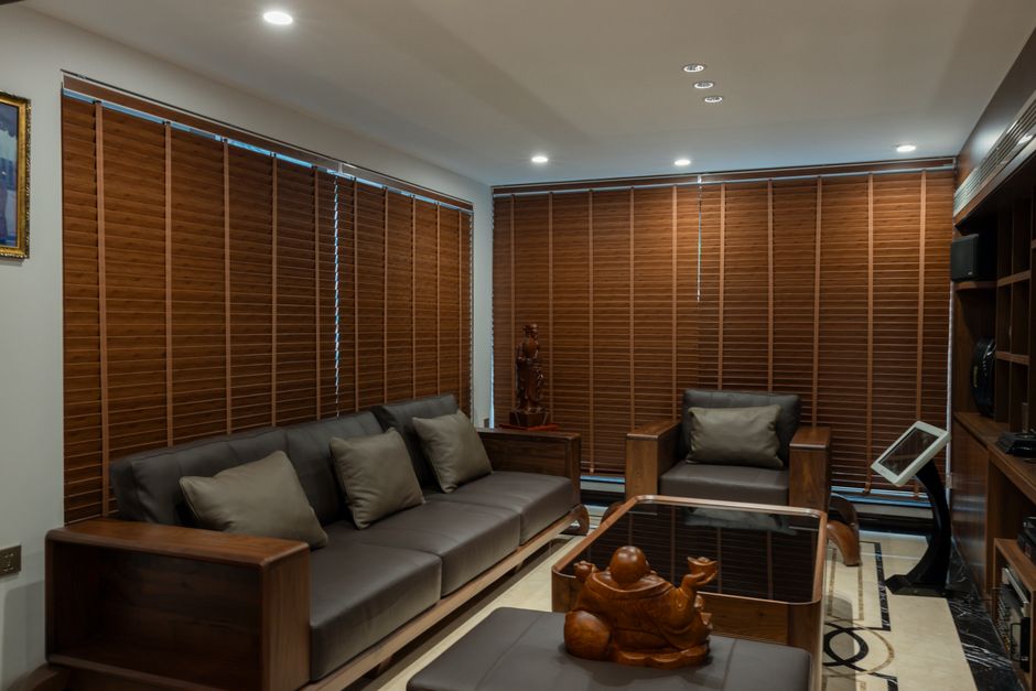 Modern living room with stylish window blinds